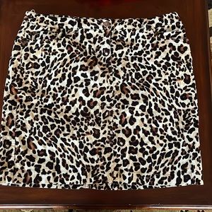 Leopard print Jones New York corduroy knee-length skirt with split